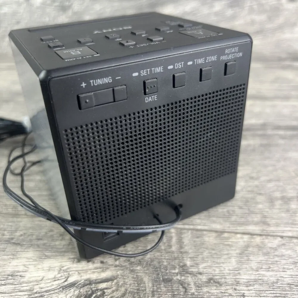 Sony ICF-C1PJ Dual Alarm Projection Nature Sounds AM/FM Clock Radio with Antenna